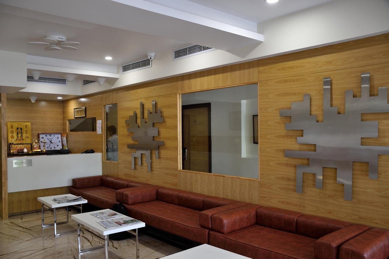 Hotel Laya Inn Ariyalur Экстерьер фото