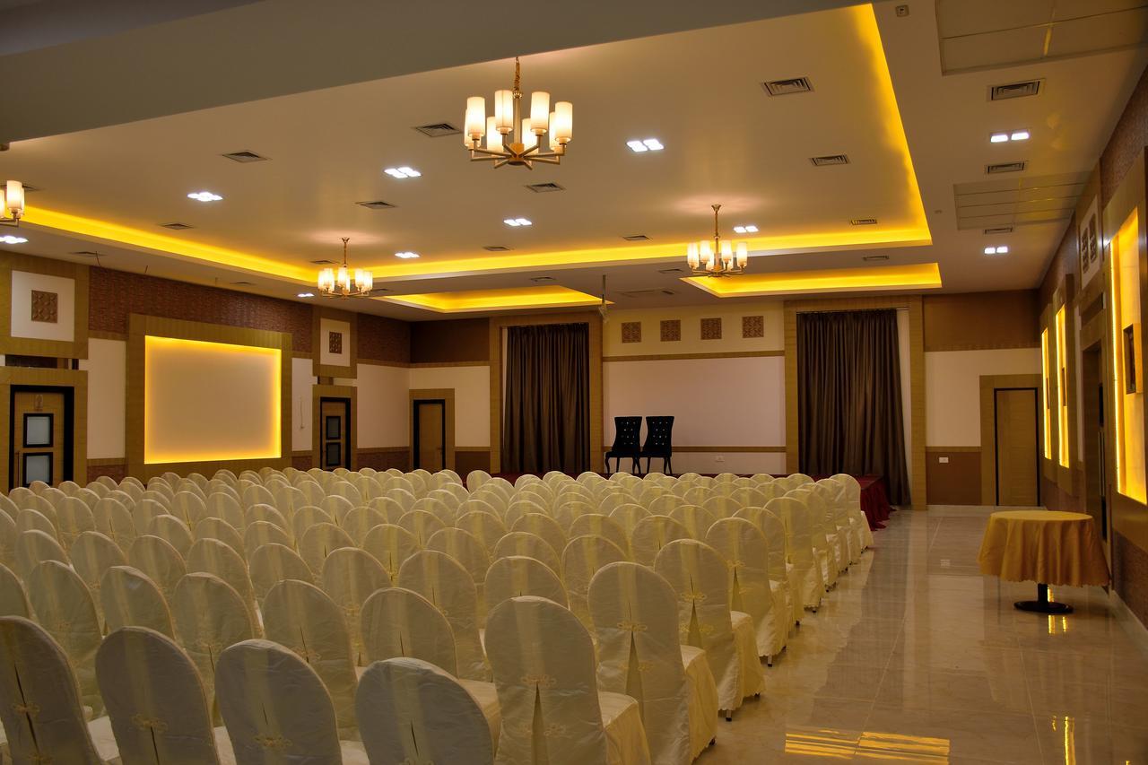 Hotel Laya Inn Ariyalur Экстерьер фото